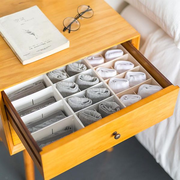 storage drawers plastic underwear boxes socks bra sorting box drawer space to receive
storage drawers plastic underwear boxes socks bra sorting box drawer space to receive