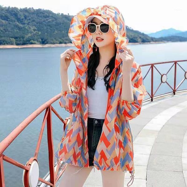 sun protection coat women summer 2021 long-sleeved beachwear color camouflage clothing jacket hooded women's swimwear, White;black
sun protection coat women summer 2021 long-sleeved beachwear color camouflage clothing jacket hooded women's swimwear, White;black