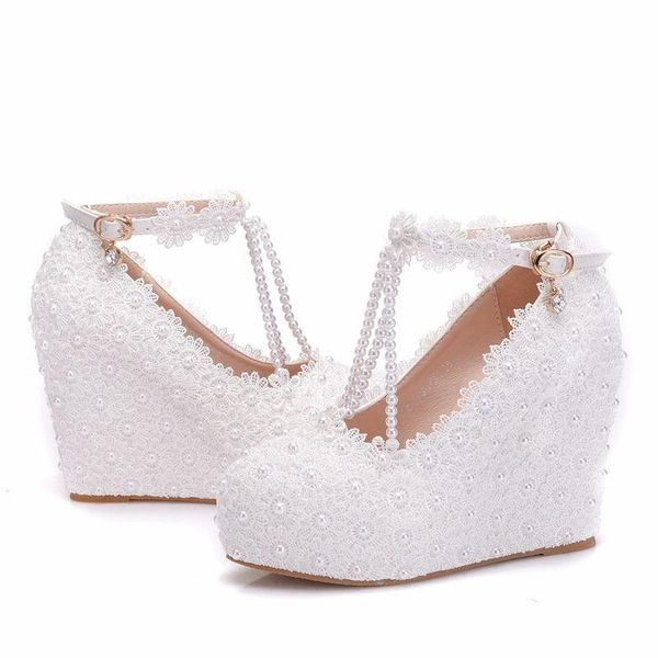 dress shoes 2021 fashion women pumps lace waterproof platform buckle strap round toe wedges .5cm high heels, Black
dress shoes 2021 fashion women pumps lace waterproof platform buckle strap round toe wedges .5cm high heels, Black