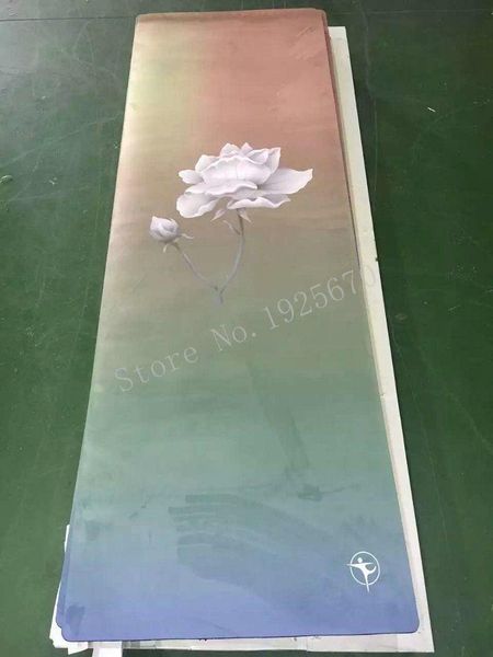 lotus pattern folding natural rubber yoga mat eco-friendly slip-resistant yoga mat for fitness gym
lotus pattern folding natural rubber yoga mat eco-friendly slip-resistant yoga mat for fitness gym