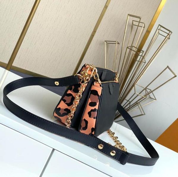 new 3-piece set luxurys leopard handbags chain shoulder bag designers crossbody bag style women handbags and purse new style
new 3-piece set luxurys leopard handbags chain shoulder bag designers crossbody bag style women handbags and purse new style