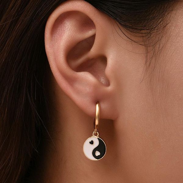 hoop & huggie oein yin yang drop earrings for women ladies fashion ear jewelry black white round 2021, Golden;silver
hoop & huggie oein yin yang drop earrings for women ladies fashion ear jewelry black white round 2021, Golden;silver