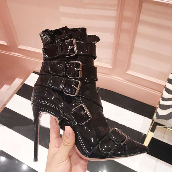 boots european and american 2021 autumn winter belt buckle black handsome patent leather short tide
boots european and american 2021 autumn winter belt buckle black handsome patent leather short tide