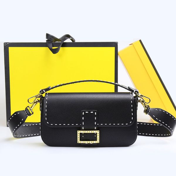 bag shoulder bags genuine leather material gold letters decorative fashion style flip magnetic buckle internal partition
bag shoulder bags genuine leather material gold letters decorative fashion style flip magnetic buckle internal partition