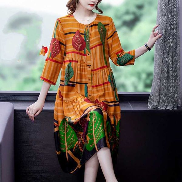 summer mulberry silk print midi dress vintage runway elegant women dress vestidos 210531, Black;gray
summer mulberry silk print midi dress vintage runway elegant women dress vestidos 210531, Black;gray
