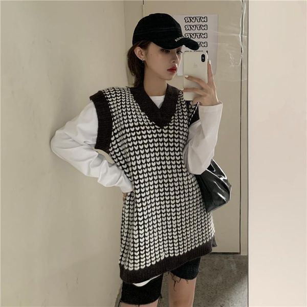 women's sweaters v-neck vest knitted sweater women autumn winter matching crochet pattern contrast color, White;black
women's sweaters v-neck vest knitted sweater women autumn winter matching crochet pattern contrast color, White;black