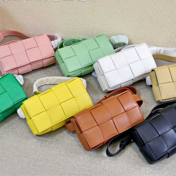 designer luxury bag cassette weaving chain mini waist two shoulder straps oblique phone luxury fashion women versatile women's leather
designer luxury bag cassette weaving chain mini waist two shoulder straps oblique phone luxury fashion women versatile women's leather