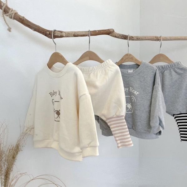 clothing sets 2021 service pajamas high waist striped two-piece suit baby clothes winter plus velvet thick warm boys girls home, White
clothing sets 2021 service pajamas high waist striped two-piece suit baby clothes winter plus velvet thick warm boys girls home, White