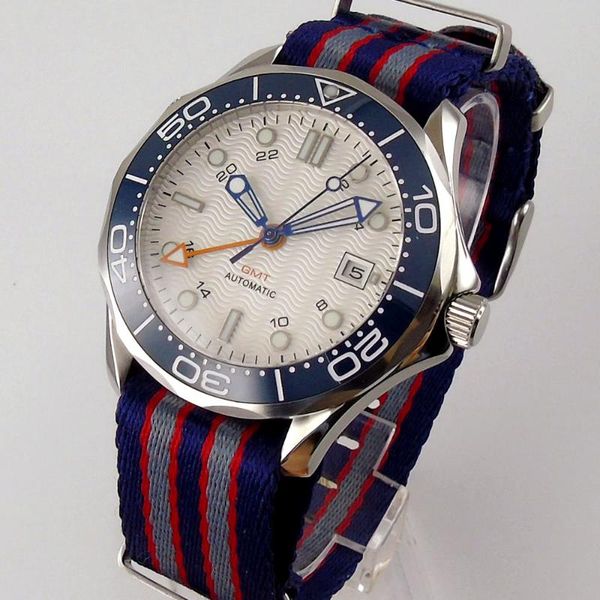 wristwatches 41mm sterile dial sapphire glass date orange hands ceramic bezel steel bracelet automatic movement men's watch, Slivery;brown
wristwatches 41mm sterile dial sapphire glass date orange hands ceramic bezel steel bracelet automatic movement men's watch, Slivery;brown
