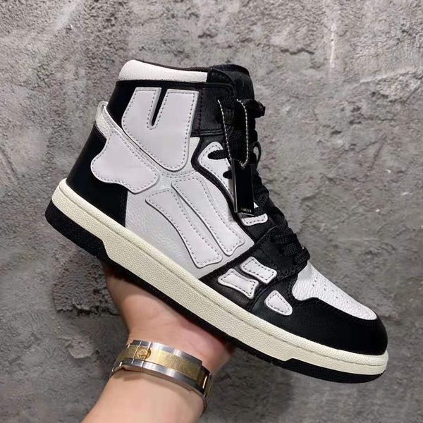 genuine leather men ankle boots black green men's hip hop street dance fashion sneakers with skull print
genuine leather men ankle boots black green men's hip hop street dance fashion sneakers with skull print