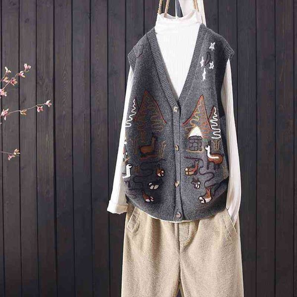 women sweater cardigans autumn product jacquard loose sleeveless buttoned literary all-match knit cardigan vest women retro, White;black
women sweater cardigans autumn product jacquard loose sleeveless buttoned literary all-match knit cardigan vest women retro, White;black