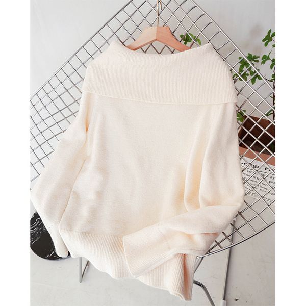 2021 new early autumn women's sweater slash neck two colors female knit jumpers krqu, White;black
2021 new early autumn women's sweater slash neck two colors female knit jumpers krqu, White;black