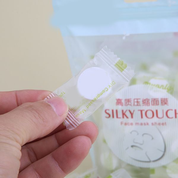 100pcs/bag facial non-woven compressed masque disposable wrapped masks sheets tablets for diy skin care makeup tool dhl
100pcs/bag facial non-woven compressed masque disposable wrapped masks sheets tablets for diy skin care makeup tool dhl
