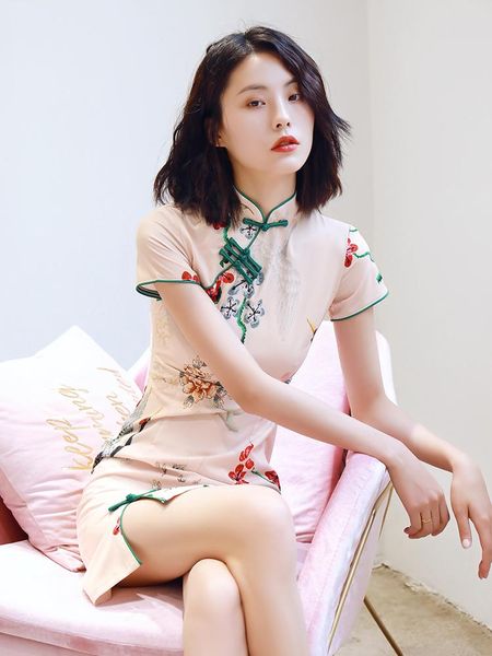 ethnic clothing modified cheongsam 2021 young summer girls' short dress with chinese style, Red
ethnic clothing modified cheongsam 2021 young summer girls' short dress with chinese style, Red