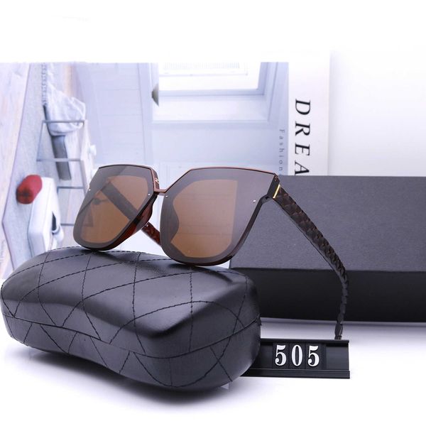 2021 new luxur classic pilot sunglasses designer square brand fashion mens womens sun glasses eyewear metal glass lenses 505, White;black
2021 new luxur classic pilot sunglasses designer square brand fashion mens womens sun glasses eyewear metal glass lenses 505, White;black