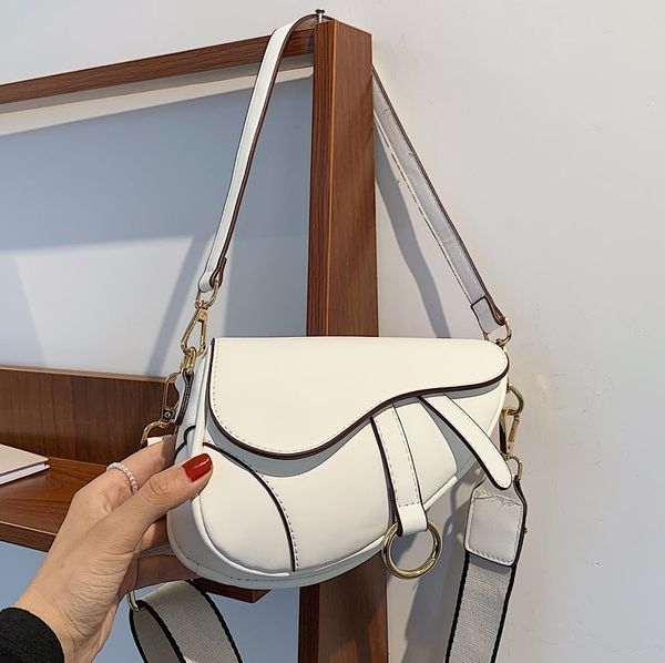 factory direct sale 75% off sense of 2021 new women's versatile messenger single shoulder armpit saddle bags
factory direct sale 75% off sense of 2021 new women's versatile messenger single shoulder armpit saddle bags