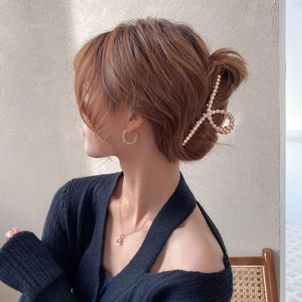 hair clips high-quality material pearl claw for woman large size barrette crab ladies fashion accessories
hair clips high-quality material pearl claw for woman large size barrette crab ladies fashion accessories