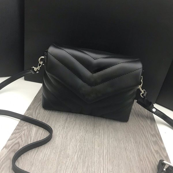 bags genuine 20cm female women luxury bag womens famous designer leather shoulder handbags lou brands mini wonib
bags genuine 20cm female women luxury bag womens famous designer leather shoulder handbags lou brands mini wonib