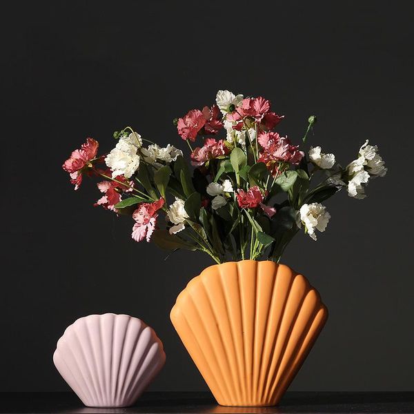 vases nordic art shell vase creative ceramic modern minimalist home decor accessories flower for wedding decoration ornament
vases nordic art shell vase creative ceramic modern minimalist home decor accessories flower for wedding decoration ornament