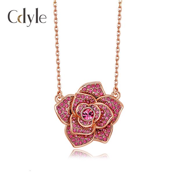 necklace the rose flower pendant for women is a simple and versatile creative crystal clavicle chain, Silver
necklace the rose flower pendant for women is a simple and versatile creative crystal clavicle chain, Silver