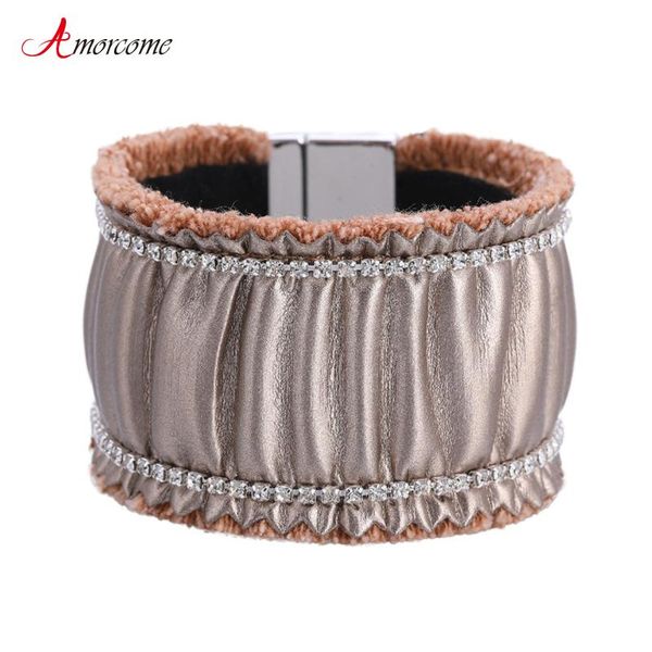 tennis amorcome fashion wide leather with rhinestone magnetic clasp wrap women bohemian jewelry gifts, Golden;silver
tennis amorcome fashion wide leather with rhinestone magnetic clasp wrap women bohemian jewelry gifts, Golden;silver