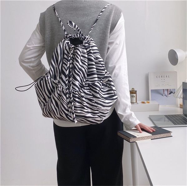 creative fashion bags handbags korean drawstring bucket bag trend casual large capacity backpack leisure big canvas backpacks
creative fashion bags handbags korean drawstring bucket bag trend casual large capacity backpack leisure big canvas backpacks