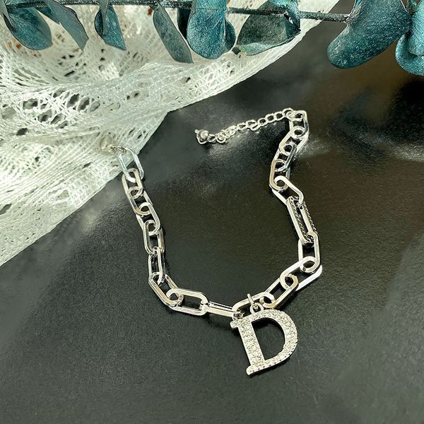 2021 new korean version bracelet light luxury letter d bracelet for men and women ins fashion versatile geometry, Golden;silver
2021 new korean version bracelet light luxury letter d bracelet for men and women ins fashion versatile geometry, Golden;silver