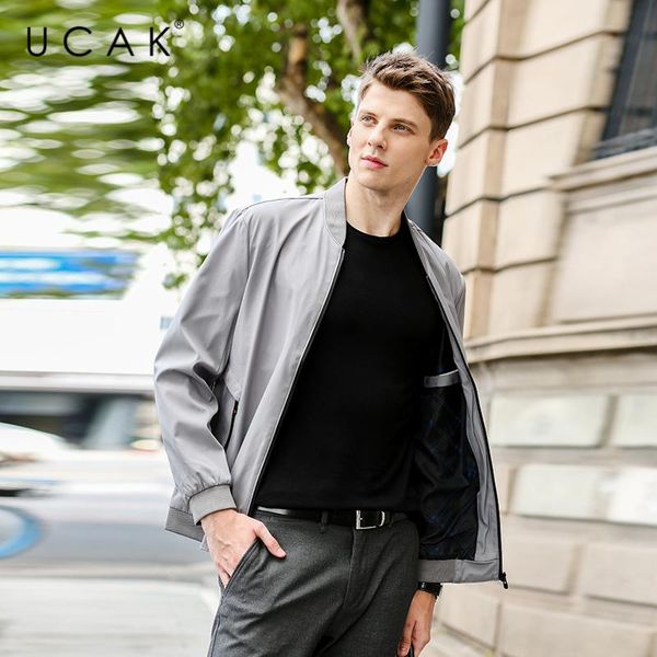 men's jackets ucak brand 2021 autumn streetwear solid color men clothing classic casual jacket coat plus size clothes u8202, Black;brown
men's jackets ucak brand 2021 autumn streetwear solid color men clothing classic casual jacket coat plus size clothes u8202, Black;brown
