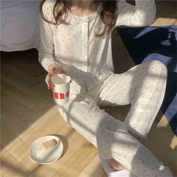 o-neck ruffle sleepwear spring floral printed women home chic comfortable loose cotton fashion pajamas suits 210525, Black;red
o-neck ruffle sleepwear spring floral printed women home chic comfortable loose cotton fashion pajamas suits 210525, Black;red