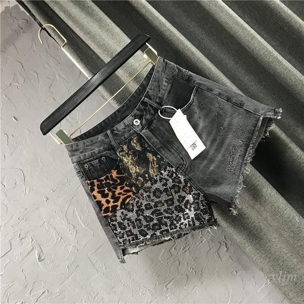 women's jeans black grey denim shorts for women 2021 spring summer heavy embroidery drilling retro wide leg leopard print pants, Blue
women's jeans black grey denim shorts for women 2021 spring summer heavy embroidery drilling retro wide leg leopard print pants, Blue