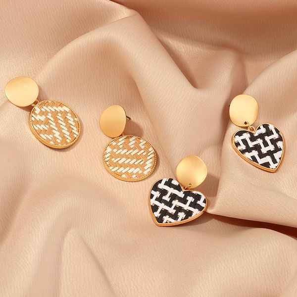 stud bohemian heart shape cute earrings fashion geometric round jewelry for women grass rattan weaving, Golden;silver
stud bohemian heart shape cute earrings fashion geometric round jewelry for women grass rattan weaving, Golden;silver
