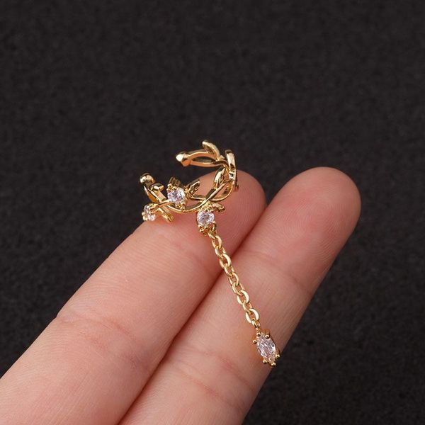 clip-on & screw back 1 pcs hollow leaf round cz pendant no piercing ear bone cuff clip earrings women men trendy copper long chain circles, Silver
clip-on & screw back 1 pcs hollow leaf round cz pendant no piercing ear bone cuff clip earrings women men trendy copper long chain circles, Silver