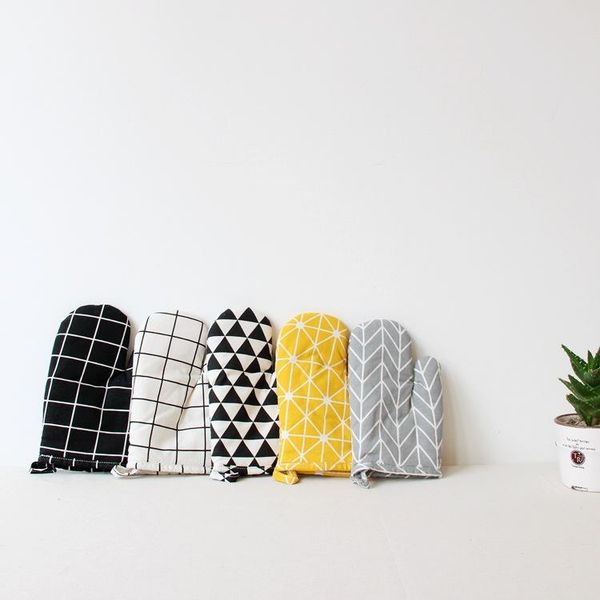 baking & pastry tools northern wind geometrical design microwave oven heat insulation glove cotton gloves baked mittens
baking & pastry tools northern wind geometrical design microwave oven heat insulation glove cotton gloves baked mittens