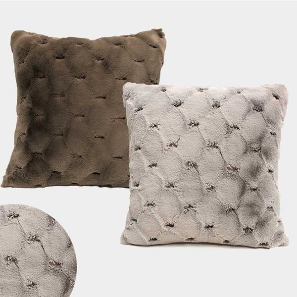 solid color decorative plush sofa cushion cover faux fur pillow case office use pillow covers for armchair sofa 45x45cm
solid color decorative plush sofa cushion cover faux fur pillow case office use pillow covers for armchair sofa 45x45cm
