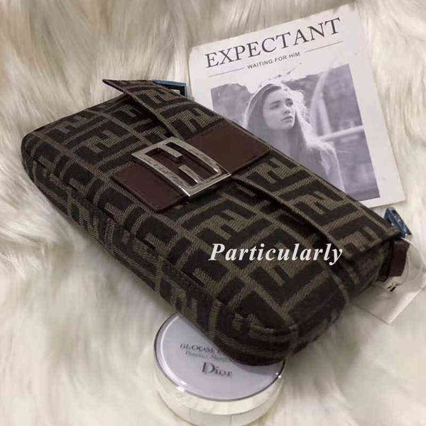 large-capacity s2021 flip old canvas stick portable one shoulder messenger handbag zlydesigner bags
large-capacity s2021 flip old canvas stick portable one shoulder messenger handbag zlydesigner bags