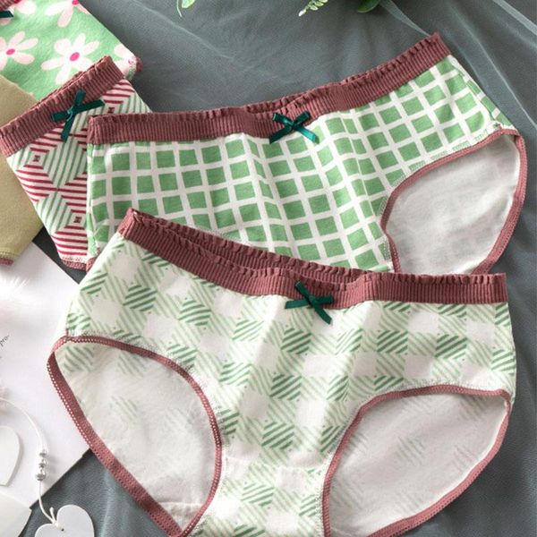 panties 6pcs/set simple seamless girl's underpants plaid fresh flower printing teenage antibacteria pure cotton triangle pants, Camo
panties 6pcs/set simple seamless girl's underpants plaid fresh flower printing teenage antibacteria pure cotton triangle pants, Camo