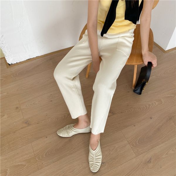 new 2021 knitted high waist women crop harem trousers solid casual winter warm carrot pants esby, Black;white
new 2021 knitted high waist women crop harem trousers solid casual winter warm carrot pants esby, Black;white