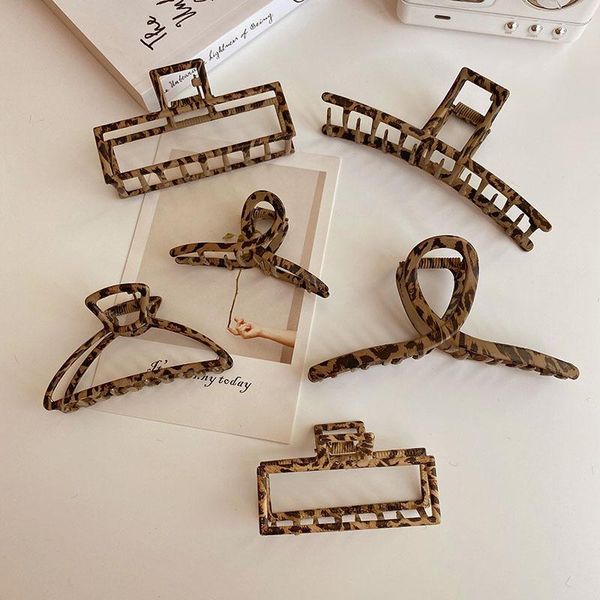 women metal hair hair accessories chic leopard print barrettes hairclips hairpins ladies hairgrip girl ornaments crab 2021, Golden;silver
women metal hair hair accessories chic leopard print barrettes hairclips hairpins ladies hairgrip girl ornaments crab 2021, Golden;silver