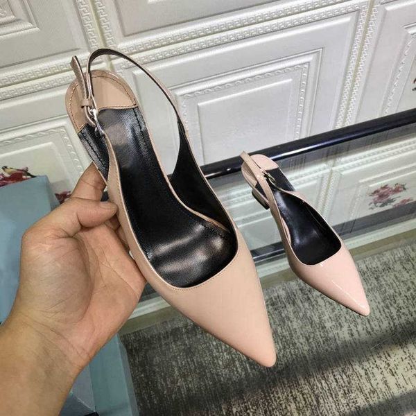 classic ladies dress shoes 6.5cm high heel shoe women runway pointed toe low heeled chaussures woman sandals quality, Black
classic ladies dress shoes 6.5cm high heel shoe women runway pointed toe low heeled chaussures woman sandals quality, Black