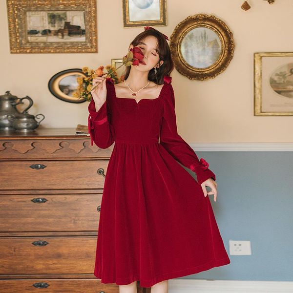 casual dresses #3972 red velvet dress women square collar vestido pleated a-line long sleeved vintage midi spring autumn, Black;gray
casual dresses #3972 red velvet dress women square collar vestido pleated a-line long sleeved vintage midi spring autumn, Black;gray