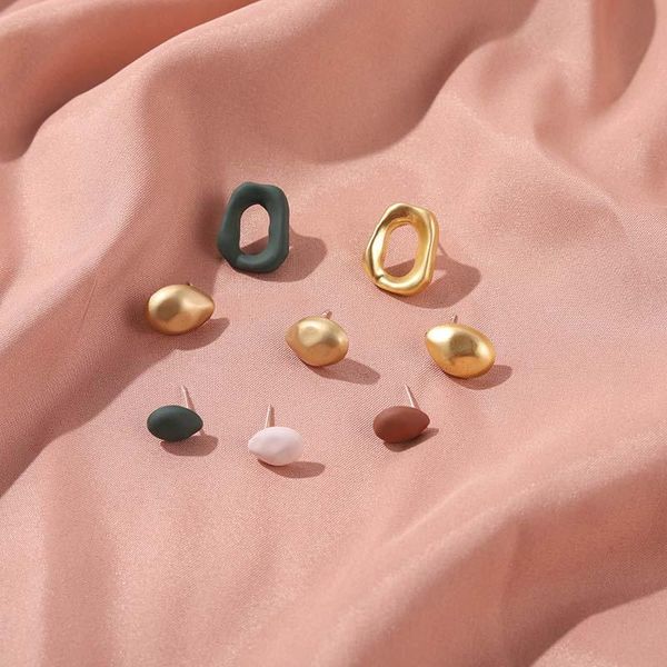 stud round gold metal earrings drop square geometric retro ear studs korean fashion y2k trend women jewelry party gift custom, Golden;silver
stud round gold metal earrings drop square geometric retro ear studs korean fashion y2k trend women jewelry party gift custom, Golden;silver