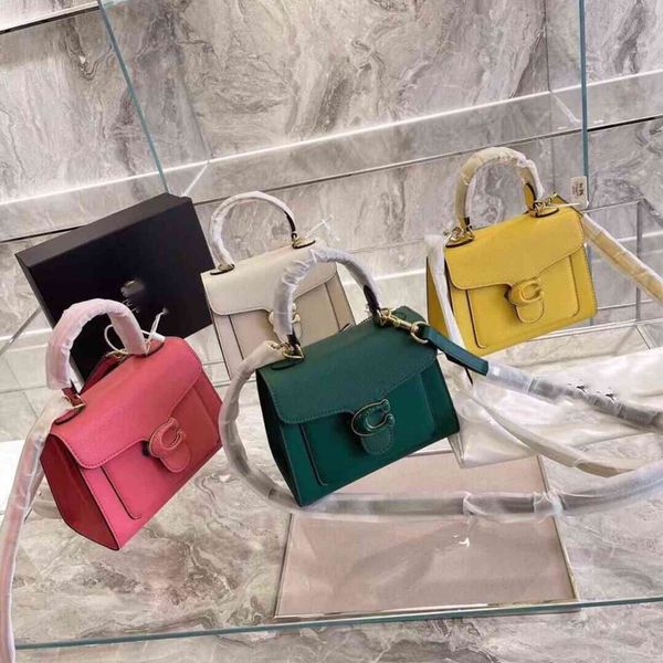 large-capacity handbagstabby portable color dionysian bag new enamel buckle one shoulder messenger women's bag gift box packaging handb
large-capacity handbagstabby portable color dionysian bag new enamel buckle one shoulder messenger women's bag gift box packaging handb