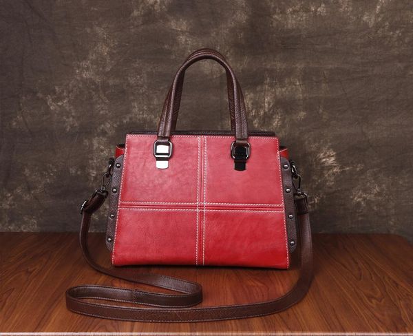 evening bags retro women's handbag shoulder leather embossed messenger bag pattern head layer cowhide casual fashion 
evening bags retro women's handbag shoulder leather embossed messenger bag pattern head layer cowhide casual fashion