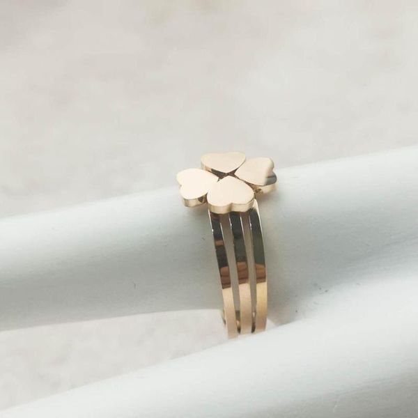 cluster rings classic brand style luxury women fashion stainless steel ring, Golden;silver
cluster rings classic brand style luxury women fashion stainless steel ring, Golden;silver