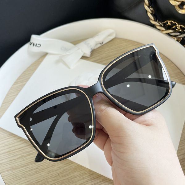 tr90 fashion square metal ring sunglasses polarized uv proof for men and women, White;black
tr90 fashion square metal ring sunglasses polarized uv proof for men and women, White;black