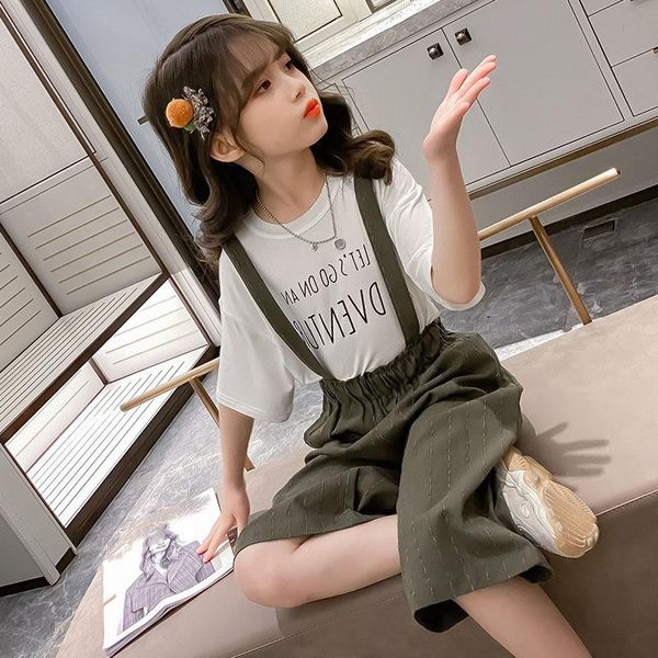 clothing sets summer girl fashion casual british style letter short sleeve + striped bib two-piece suit big children clothes, White
clothing sets summer girl fashion casual british style letter short sleeve + striped bib two-piece suit big children clothes, White