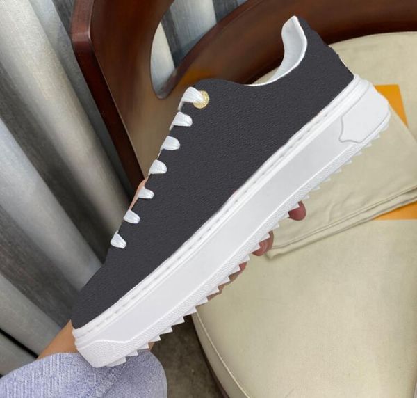 2021 luxury new women and girls running shoes sneakers flat beach casual pure color heart-shaped printing lace-up design with box
2021 luxury new women and girls running shoes sneakers flat beach casual pure color heart-shaped printing lace-up design with box