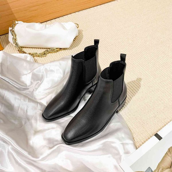 2021 autumn and winter thick martin women's thin chelsea show foot wooden heel short middle tube boots, Black
2021 autumn and winter thick martin women's thin chelsea show foot wooden heel short middle tube boots, Black