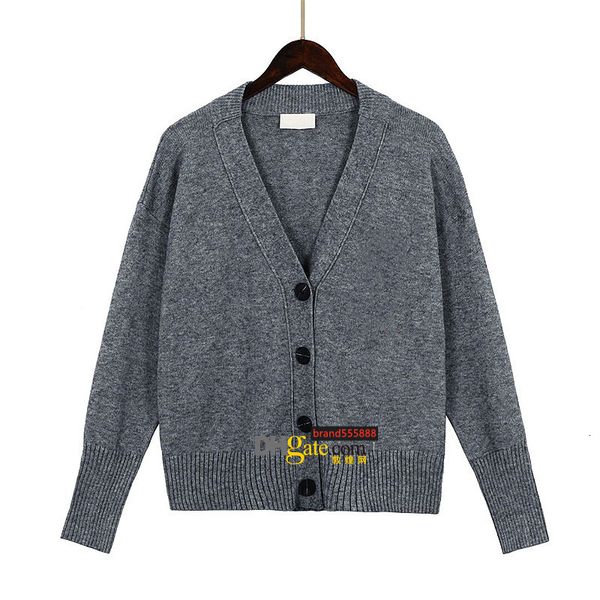 women's sweater designersweater coat loose knit black and white enlarged letter fashion cardigan leisure springand autumn style, White;black
women's sweater designersweater coat loose knit black and white enlarged letter fashion cardigan leisure springand autumn style, White;black