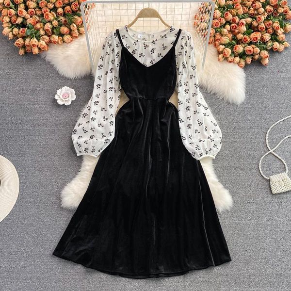 casual dresses loose o-neck bubble sleeve chiffon shirt women's two-piece suit autumn v-neck velvet spaghetti strap dress foreign style, Black;gray
casual dresses loose o-neck bubble sleeve chiffon shirt women's two-piece suit autumn v-neck velvet spaghetti strap dress foreign style, Black;gray